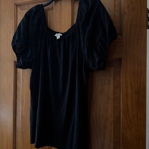 Black Puff Sleeve Top